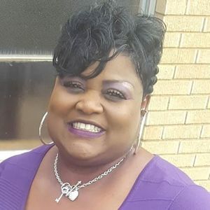 Meet your Posher, Beverly
